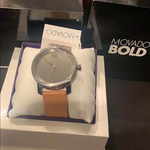 NIB Movado 3600487 Bold Grey Dial Beige Leather Strap new in box with tag - Picture 4 of 4